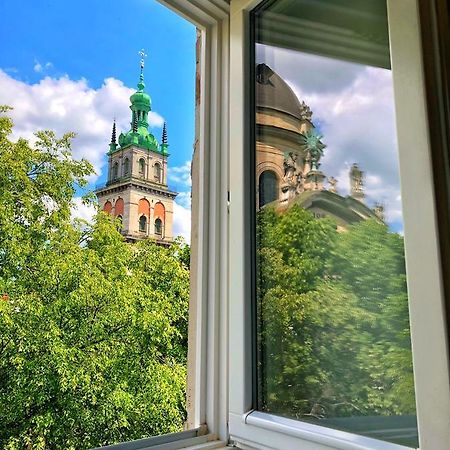 Apartments Near Rynok Square On Staroyevreyska And Fedorova Streets Lviv Luaran gambar