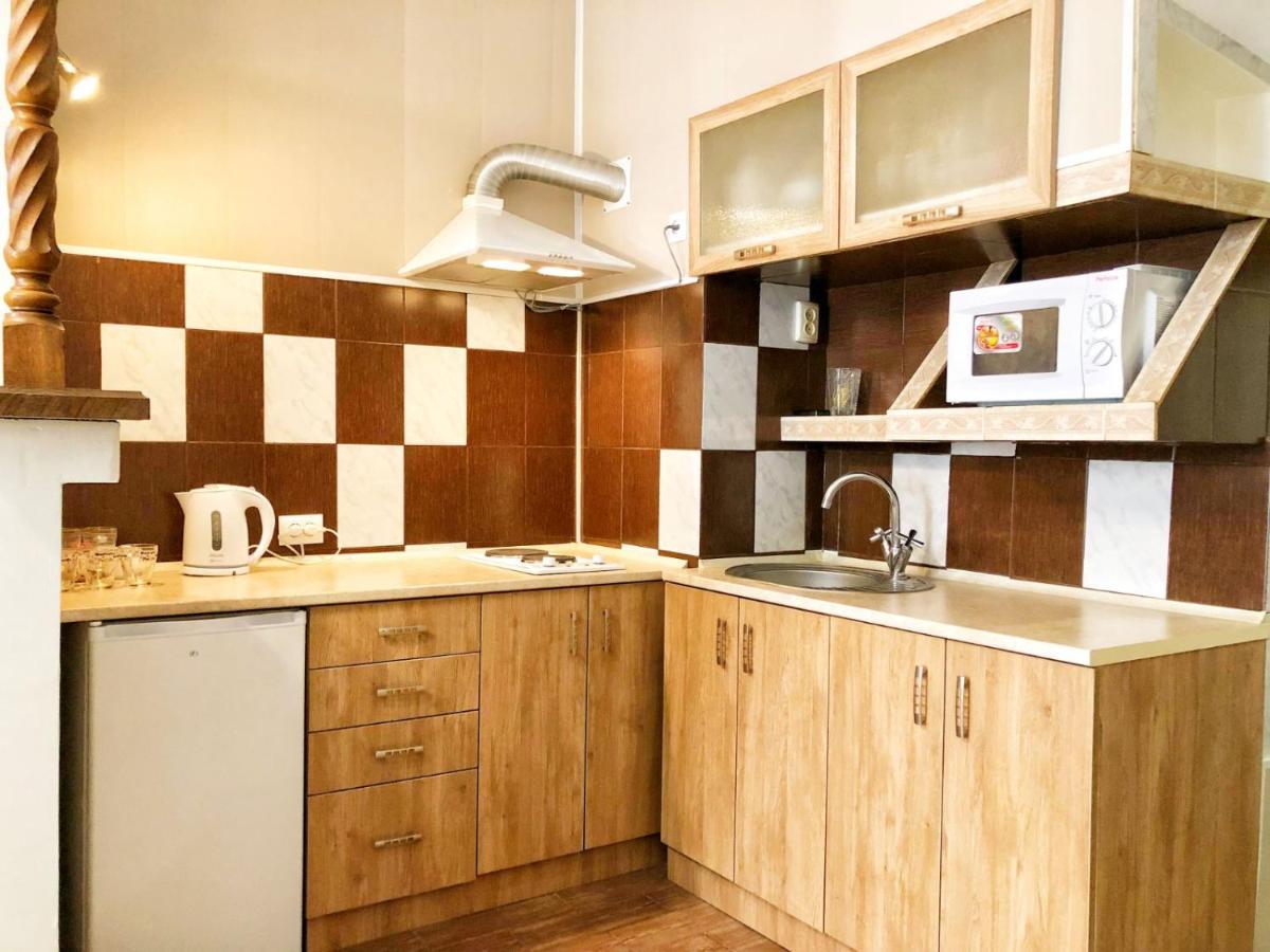 Apartments Near Rynok Square On Staroyevreyska And Fedorova Streets Lviv Luaran gambar