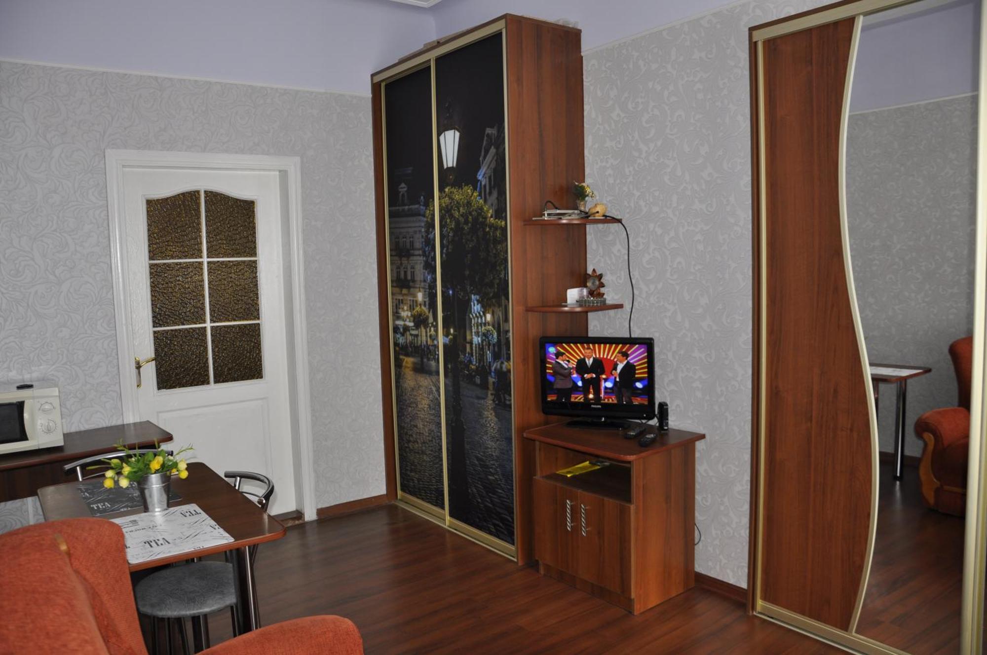 Apartments Near Rynok Square On Staroyevreyska And Fedorova Streets Lviv Luaran gambar
