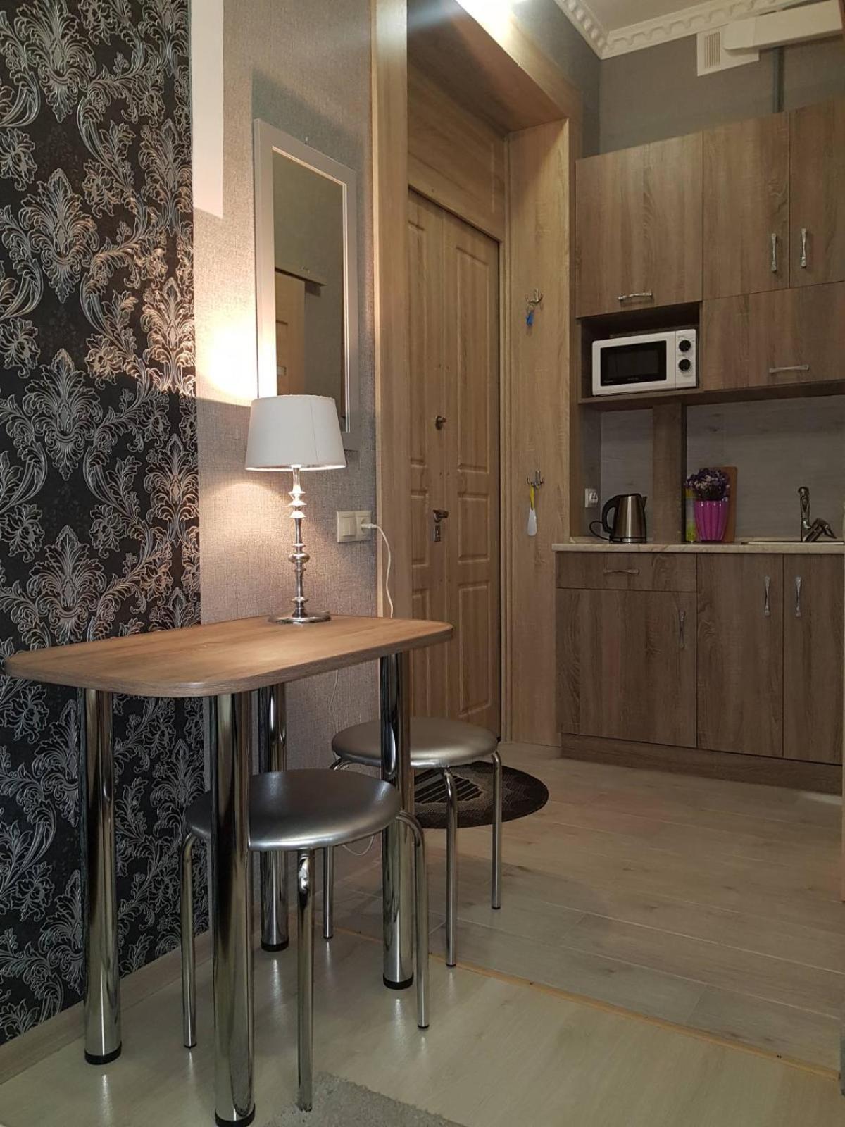 Apartments Near Rynok Square On Staroyevreyska And Fedorova Streets Lviv Bilik gambar